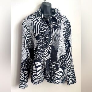 Notations reversible vintage black and white top